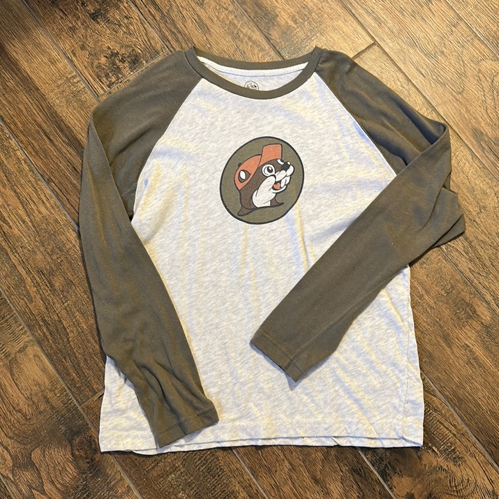 Buc-ees long sleeve shirt